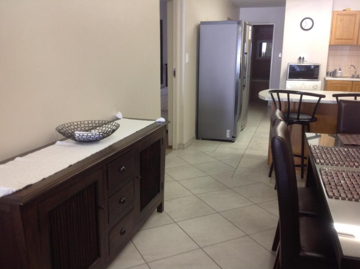 Sand & Sea Holiday Home Свакопмунд Екстер'єр фото